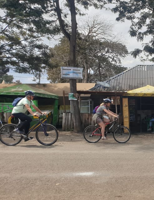 Canoë/kayak & aventure cycliste à Arusha avec déjeuner - Hizvo