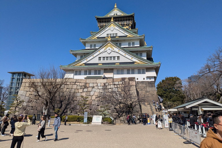 Osaka: Osaka Castle Guided Tour with Local Guide