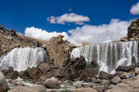 Arequipa: Experience the adventure at the Pillones Waterfall and Stone Forest