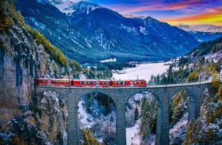 Ab Mailand: St. Moritz und Bernina-Express mit Fahrkarte und Guide