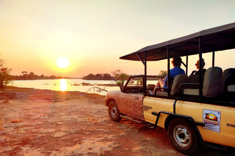 Victoriafälle: Trockene Safari Pirschfahrt im Nationalpark