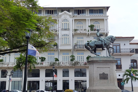 Ciudad de Panamá: tour a pie por el casco antiguoTour a pie por el casco antiguo Deutsch