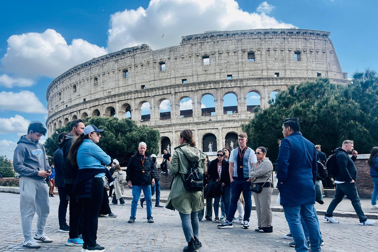 Rom: Colosseum Colosseum, Forum Romanum och Palatinkullen IngångRom - biljetter Biljett till Colosseum, Forum Romanum och Palatinkullen