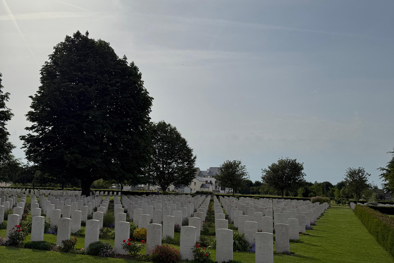 Paris: Normandy D-Day, Omaha Beach & American Cemetery Paris: Normandy D-Day Round-Trip Experience