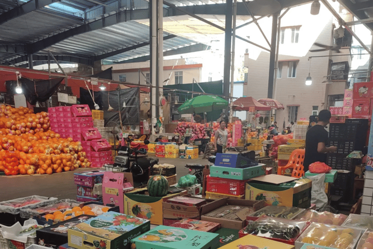 Guangzhou Food Tour: Dim Sum, Markets & Local Culture