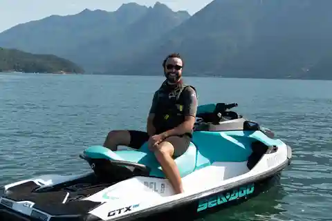 Jetski para Bowen Island, incluindo cerveja, vinho, café ou sorvete