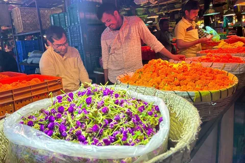 Mumbai by Dawn: Markttour langs bloemen, vis en meer