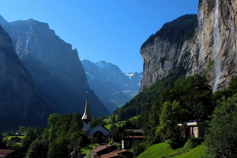 Interlaken: Jungfrau Region Day Trip with a local