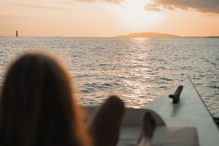 Gili Islands: 4-in-1 Catamaran Snorkeling ExperienceStart from Gili Trawangan – Sunset Cruise w/ Snacks &amp; Dinner