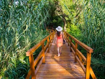 Split: Krka Waterfalls Trip with Boat Cruise and Swimming