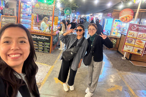 Lima: City Walking Tour with Local Student Guides Lima: City Walking Tour con estudiantes Universitarios