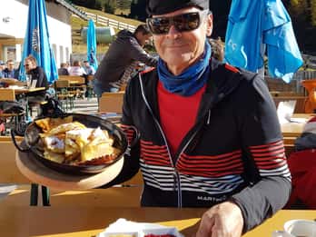 Innsbruck: Tour gastronomico guidato a piedi con una guida autorizzata