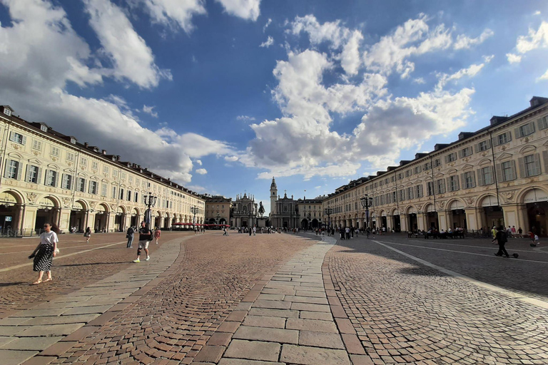 From Milan: discover the Royal Palace of Turin and the Kings of Italy From Milan: discover Turin's Royal Palace and the Kings of Italy