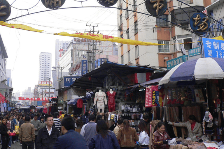 Tour particular de compras em Xangai com um guru de compras local