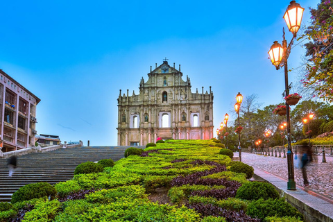 From Hong Kong: Macau Day Tour with Ferry, Lunch &amp; PickupFrom Hong Kong: Macau Day Tour with Meeting Point