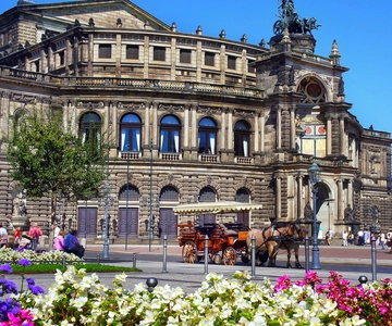 City & Semperoper Guided Walking Tour