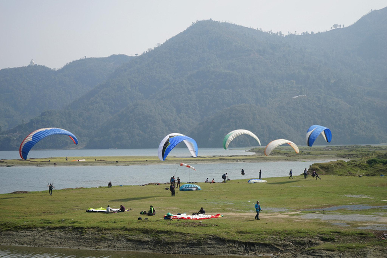 Pokhara resepaket - 3 dagarPokhara resepaket från Katmandu eller Chitwan 3 - Dagar