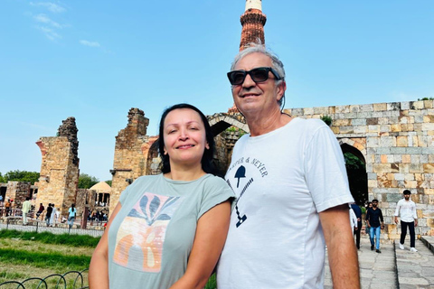 Delhi: India Gate, Qutub Minar & Humayun’s Tomb Guided Tour Professional Tour Guide Only