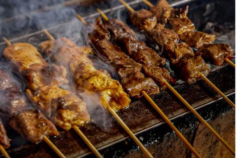 Ubud: Gianyar Night Market Food Tour with up to 17+ Tastings Tour with Transfer from Central Ubud