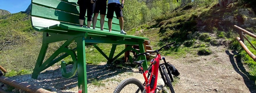 Au pied du mont Corchia : randonnée en E-Bike dans les Alpes Apuanes