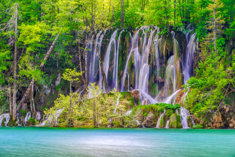 Zadar: Plitvice Lakes with Boat Ride and Zadar Old Town Tour