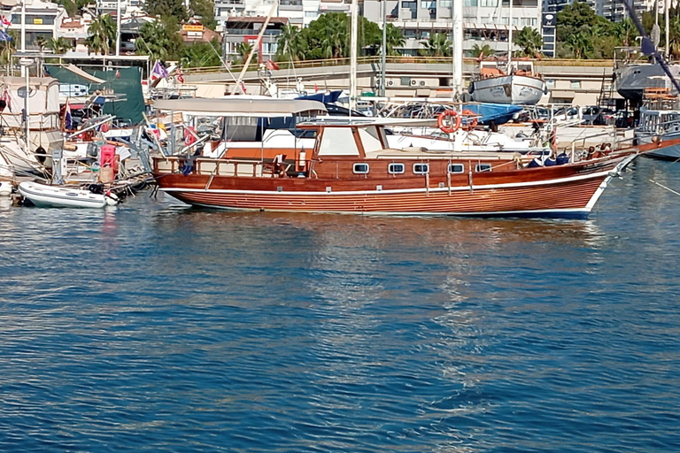 Kusadasi: Private Gulet Tour