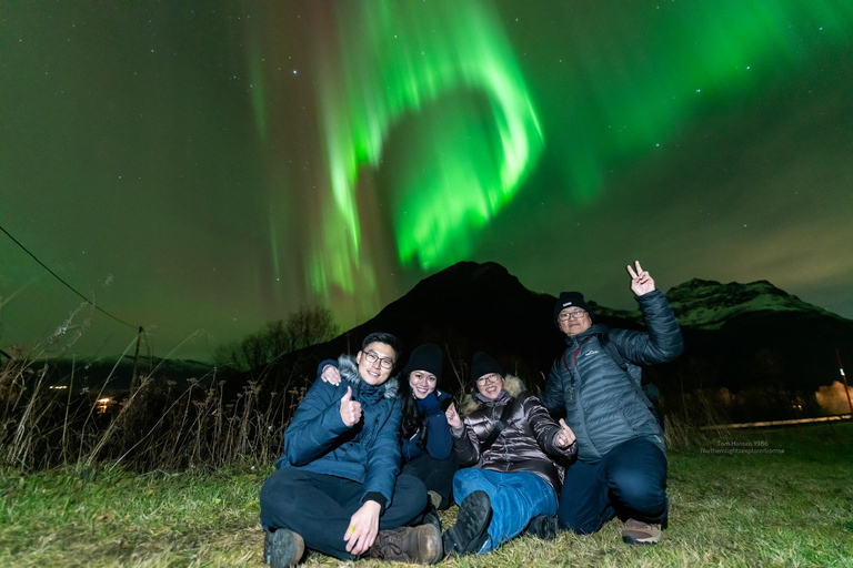 Tromsø:Northern Lights Tour with Photo and Suits.Local Guide Tromsø: Northern Lights Tour with Photos and Warm Suits