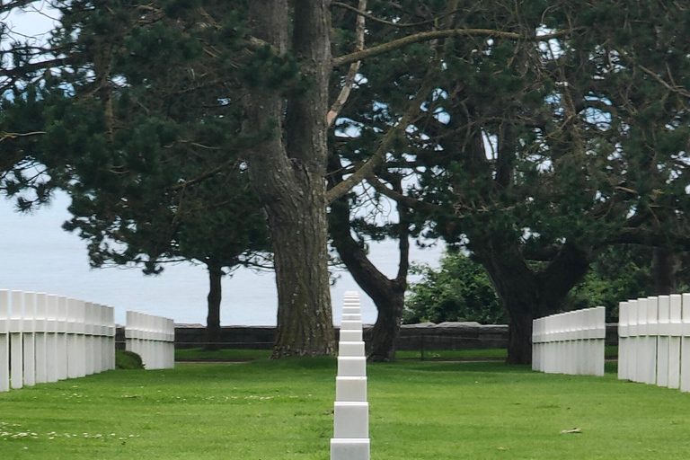 Tour privato a piedi della spiaggia di Omaha e del cimitero di Colleville