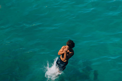Lisboa: Crucero a la Playa con Barbacoa, Barra Libre y Música