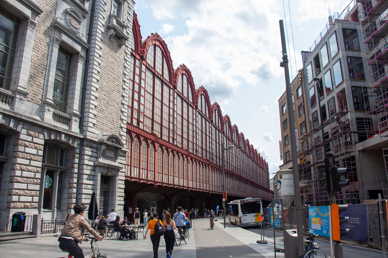 Antwerp: Private Walking Tour with a Local