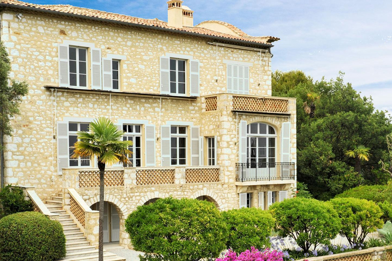 Soffiatori di vetro, gallerie d&#039;arte e villaggi medievali