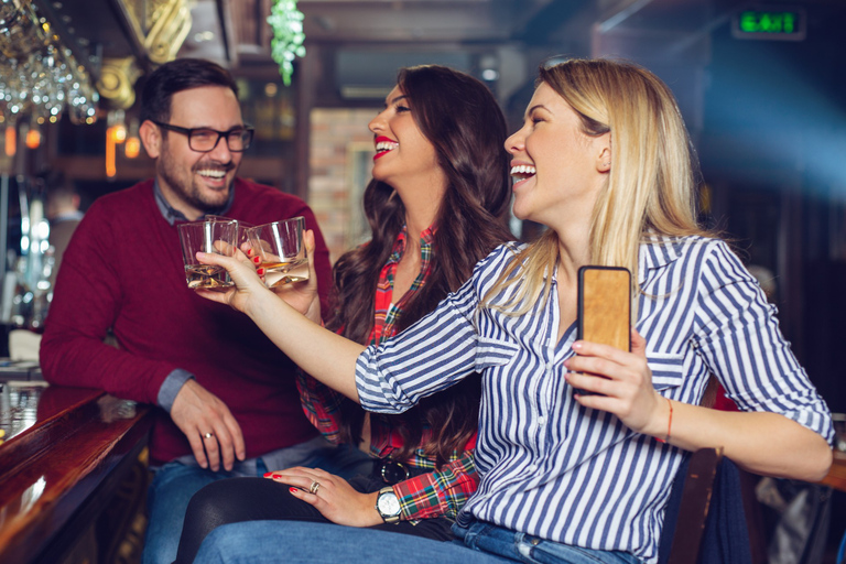 Irish Whiskey Private Tasting Tour in Dublin 2-hour: Whiskey Tasting