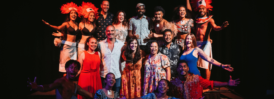 Nadi : dîner et spectacle VOU en soirée