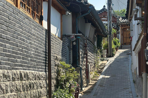 Seoul: Gyeongbok Palace, Insadong & N Seoul Tower [Morning Tour] Gyeongbok Palace, Insadong