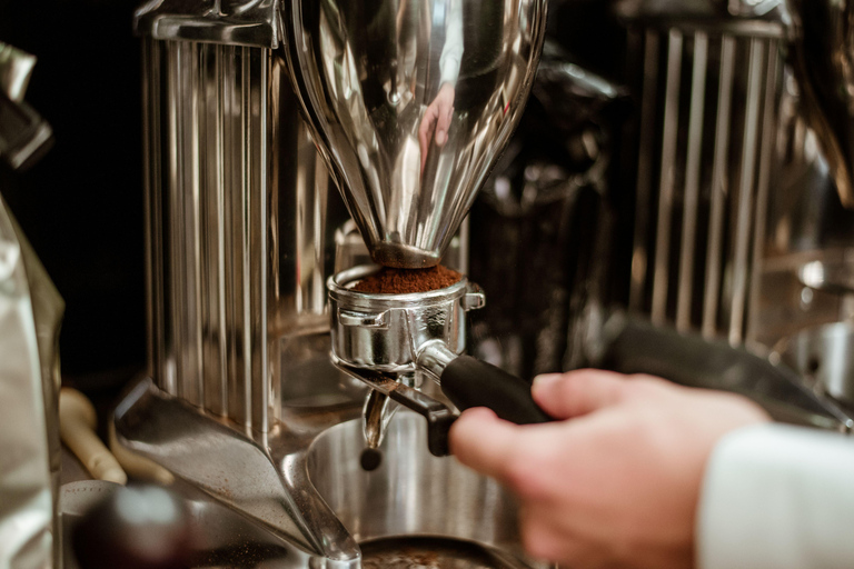 فيينا: تقاليد القهوة الفيينية، تجربة تشمل التذوقتجربة تذوق القهوة باللغة الألمانية