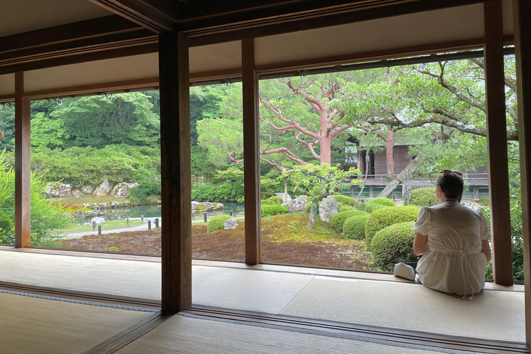 Excursão particular de luxo em Alphard por Quioto com Craig / Para madrugadoresExcursão particular de luxo em Alphard por Quioto com Craig / O madrugador