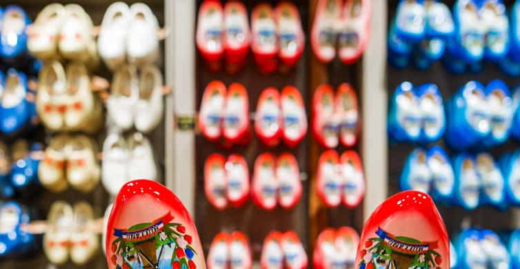 Amsterdam:Zaanse Schans, Marken, Volendam & Edam Guided Tour photo 3