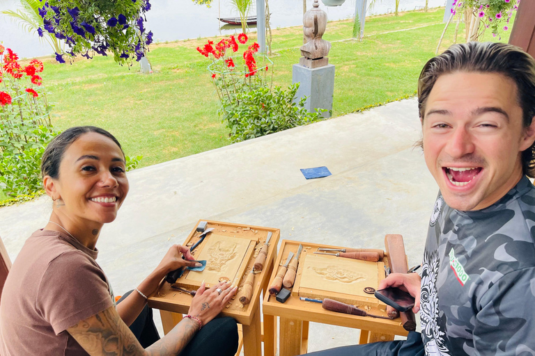 Hoi An: 3-Hour Wood Carving Class with Local Artist