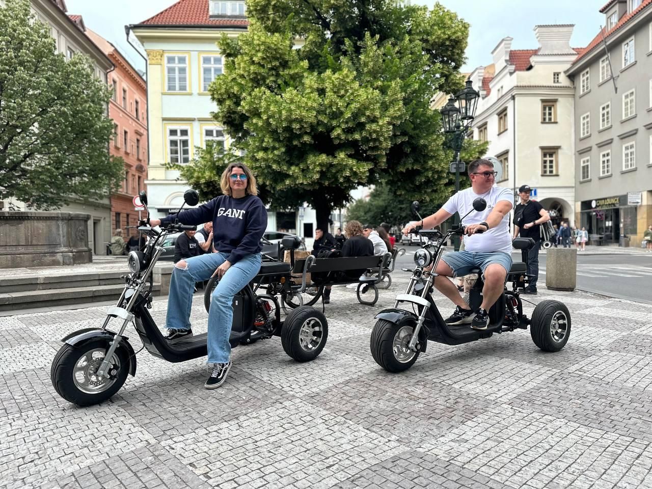 Prag: 2 Stunden FUN TRIKE Tour in Prag mit Guide