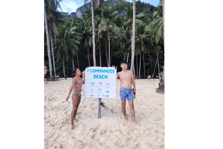 El Nido: Best Private A+B Island-Hopping Tour with Lunch