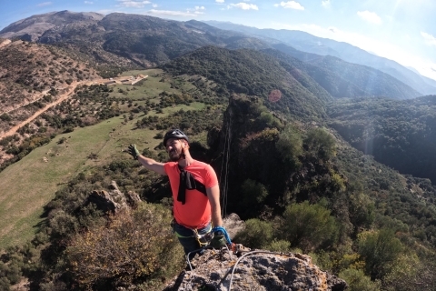 Cerca de Ronda: Aventura de Escalada Guiada Vía ferrata AtajateAtajate: Escalada guiada Vía Ferrata