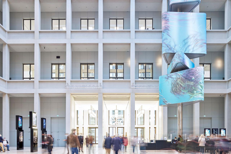 Berlin: "The Humboldt Forum for Newbies" Guided Tour Humboldt Forum for the Curious - Overview Tour in German