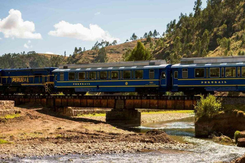 Machu Picchu 2-Day Train Adventure