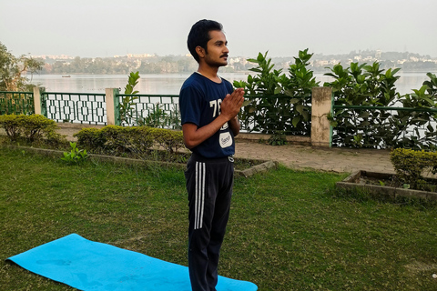 Varanasi: Private Yoga Class with Hotel Pickup default