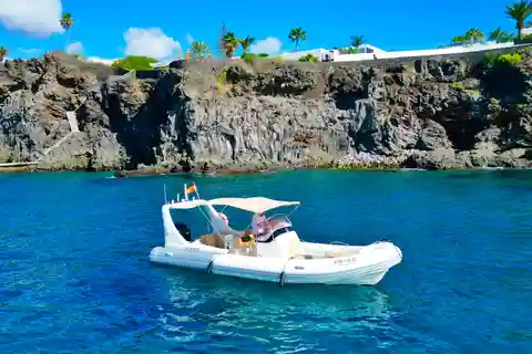 Excursión en barco privado: de 2 a 6 horas de felicidad junto al mar