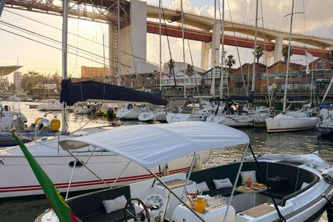 Lisbon Sunset Luxury Boat Vibes with Drinks & Pizza Lisbon Luxury Cozy Cruise with Drinks & Pizza