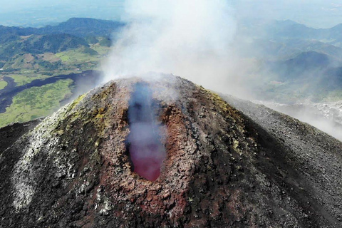 Tour to Pacaya Volcano with English and Spanish speaking tour guide.