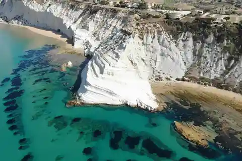San Leone, Scala dei turchi: aperitivo privato durante il tour in barca