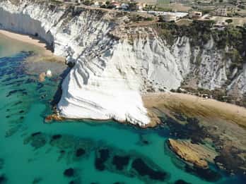 San Leone, Scala dei turchi: aperitivo privato durante il tour in barca