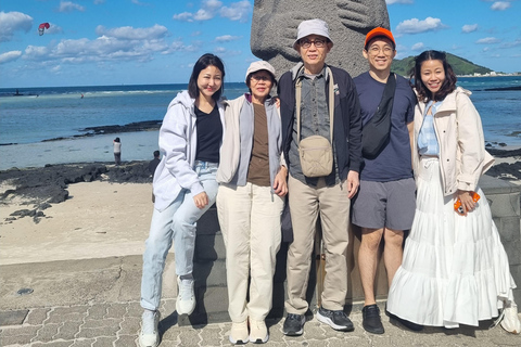 Jeju: Bespoke Sightseeing Tours with Licensed Tour Guide